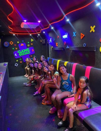 karaoke party miami, fortnite events miami, game truck, gaming truck miami, vr truck rental, glow party miami, virtual reality game truck